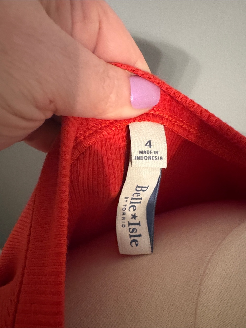 torrid Red Short Puffed sleeve ribbed shirt sleeve blouse. Size 4 - Picture 3 of 8